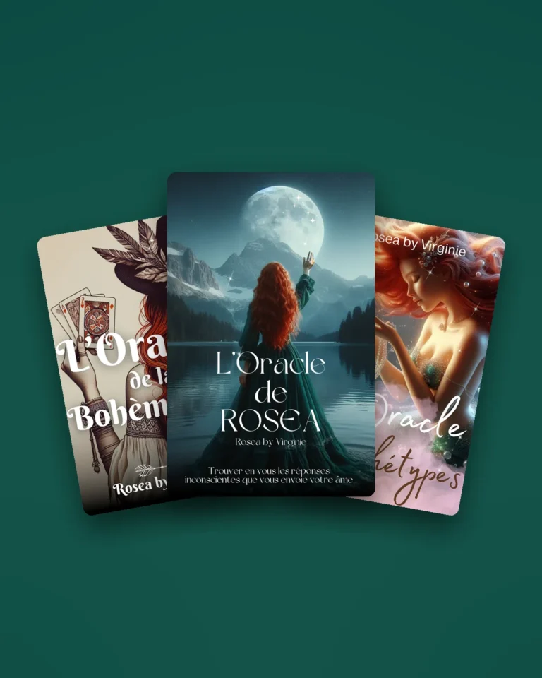 Les trois oracles réunis : les couvertures de l'Oracle de la Bohémienne, de l'Oracle de Rosea et de l'Oracle des Archétypes